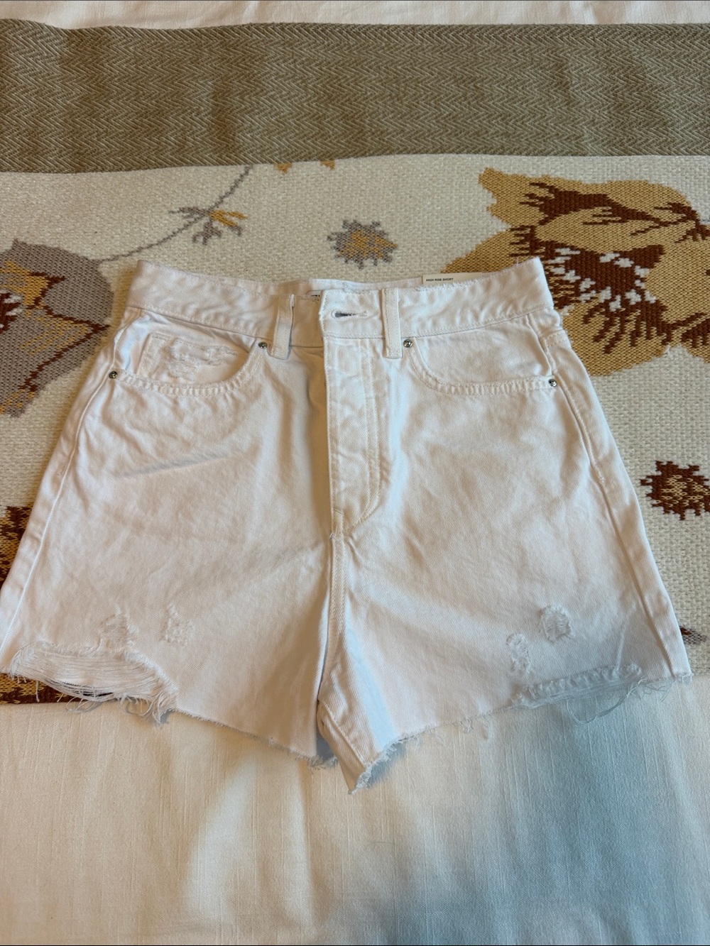 Zara White High-Rise Distressed Denim Shorts